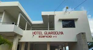 Crecen las voces que se oponen a la  conversión  del Hotel Guarocuya,en un Hospital Oncológico.