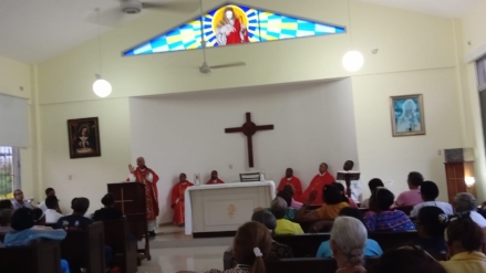 Eucaristía de bienvenida a seminaristas menores en Barahona