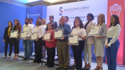La Pastoral Social Cáritas Barahona, recibe un premio por parte de la Asociación Cibao de Ahorros y Préstamos